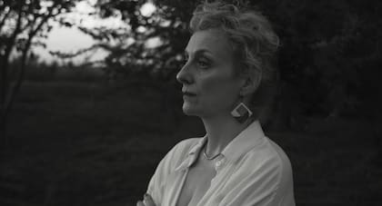 Mara Bestelli en El mensaje (2025), de Iván Fund