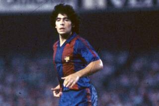 Cuando Diego Maradona jugó de lateral izquierdo