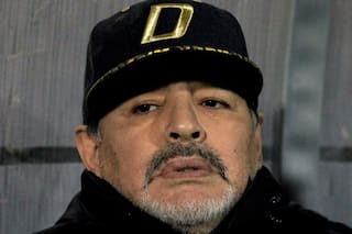 En guerra con Claudia, Diego Maradona le escribió un mensaje especial a Jana