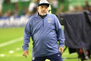 El show de Maradona: lapidario con Espinoza y el emotivo diálogo con Falcioni