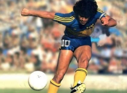 Maradona durante su primer ciclo con la camiseta de Boca