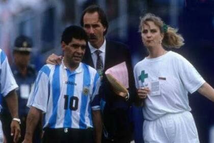 Maradona, el doctor Peidró y la enfermera