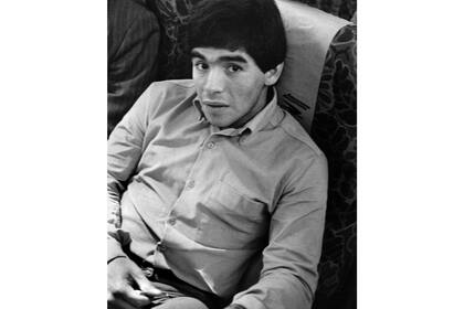 Aldo Sessa retrató A Maradona en 1979, en un avión camino a la Copa Mundial de Fútbol Juvenil que lo consagraría en Japón