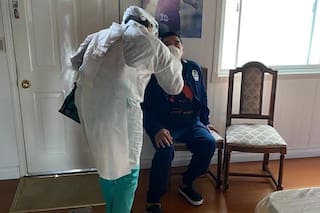 Maradona. Su hisopado tras el positivo de Covid de un jugador de GImnasia