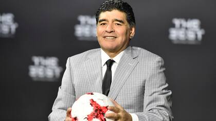 Maradona, siempre involucrado en los temas de la selección argentina