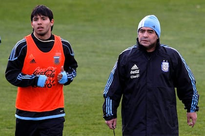 Maradona y Agüero, en tiempos de vino y rosas