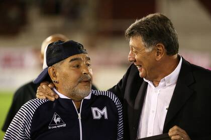 Maradona y Brindisi, en el reciente Huracán-Gimnasia; se volverán a encontrar