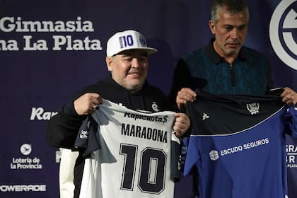 Maradona y el presidente del Lobo, Gabriel Pellegrino