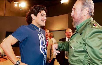 Para el sobrino del Che Guevara, Maradona y Fidel Castro eran "idénticos"