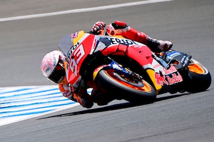 El español Marc Márquez partirá tercero en la carrera de este domingo a las 9, la inicial de la temporada en la que se propone su séptimo cetro de MotoGP.