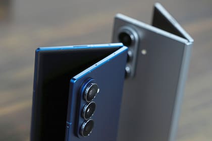 Marcas de tecnología como SAMSUNG y Lenovo forman parte del evento