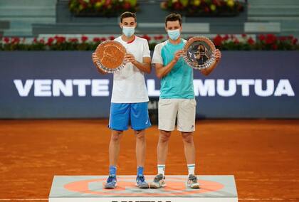 Marcel Granollers y Horacio Zeballos, los nuevos campeones del Mutua Madrid Open en dobles; para el argentino fue el cuarto título de categoría Masters 1000. 