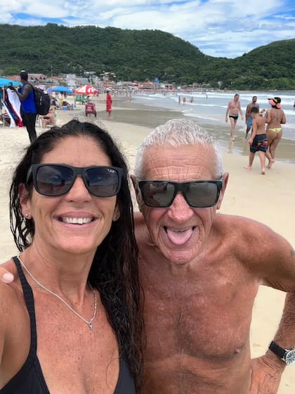 Marcela con su padre, Claudio Napolitano, que murió tras recibir fentanilo contaminado durante una internación