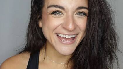 Marcela Muñoz, de 27 años, administra cuentas de redes sociales sobre las parejas que no quieren tener hijos para compartir su estilo de vida