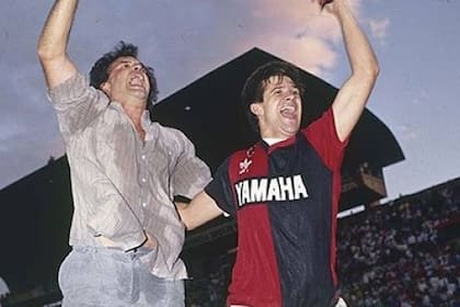 Marcelo Bielsa en Caballito, el día que celebró como nunca el título con Newells