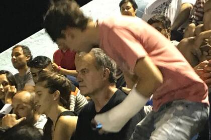 Marcelo Bielsa, presente en la despedida de Pablo Aimar