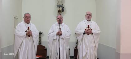 Marcelo Colombo (Mendoza), Oscar Ojea (San Isidro) y Carlos Azpiroz Costa (Bahía Blanca), finalizarán su mandato en la comisión ejecutiva del Episcopado