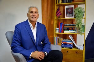 La revancha del "eterno opositor": las primeras decisiones del nuevo presidente y qué pasará con el DT y el plantel