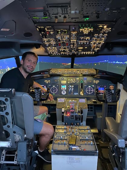 Marcelo De Luca es también fanático de la aeronáutica