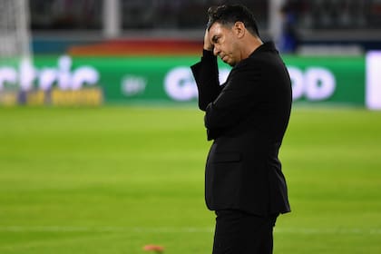 Marcelo Gallardo comprobó que hay un ostensible escalón de rendimiento entre el equipo titular de River y el alternativo; no pudo sacar conclusiones positivas de la actuación de los usuales suplentes.