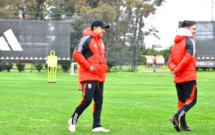 Marcelo Gallardo, junto con Hernán Buján, en las horas previas al debut en el segundo ciclo