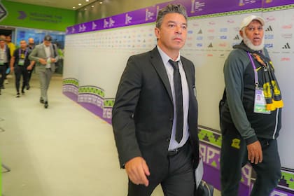 Marcelo Gallardo no se expresó en público sobre la situación de Benzema; sí les pidió a los directivos de Al-Ittihad mejoras en el plantel.