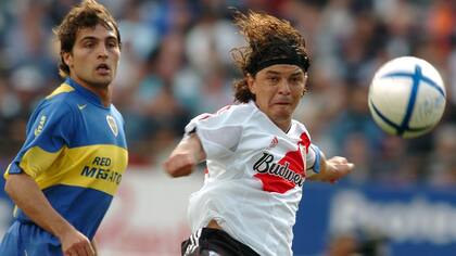 Gallardo también sufrió a Pintita en el Clausura 2005, y terminó yéndose a otra punta.