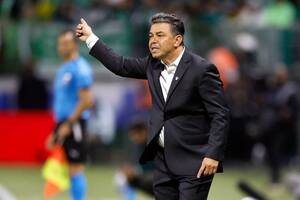 Marcelo Gallardo y una indicación: el técnico de River criticó a Matonte, pero también aceptó los errores de su equipo (Photo by Miguel SCHINCARIOL / AFP)