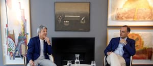 Los contratos con la TV Pública de la productora del amigo de Adorni con el que viajó a Punta del Este