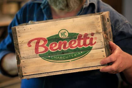 Marcelo no pudo usar el apellido paterno para la marca y entonces se decidió por el materno