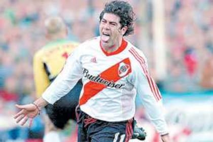 Marcelo Salas y una sana costumbre: hacer goles en River