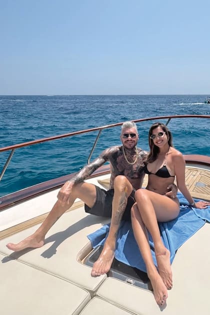 Marcelo y Milett durante
una travesía en barco por el
Mediterráneo.
