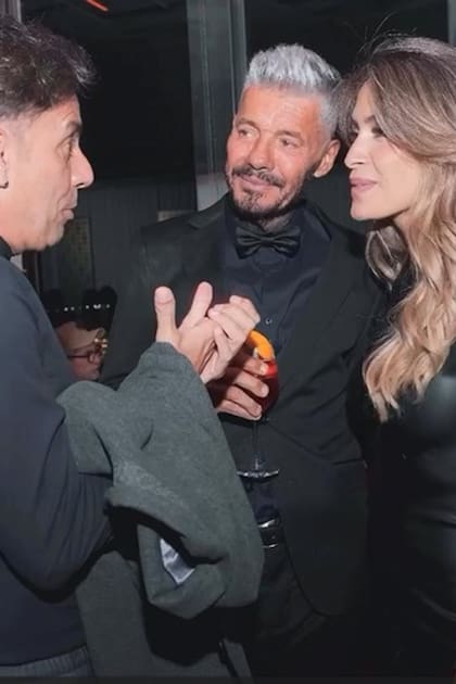 Marcelo y Millet charlan con Martín Bossí, que acaba de estrenar "La cena de los tontos" en el teatro.