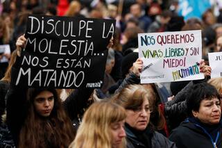 Muere una mujer cada 35 horas, según un nuevo informe de la Corte Suprema
