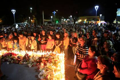 Marcha de antorchas en Grand Bourg