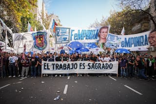 La CGT protesta contra la reforma laboral junto con las CTA, los piqueteros, la izquierda y sectores del PJ