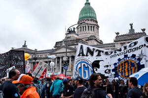 La CGT convoca a una movilización y llama a su congreso para renovar autoridades