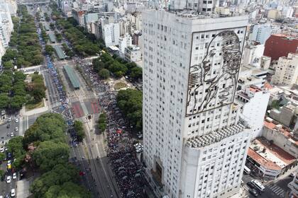 Marcha del Polo Obrero al ministerio de Desarrollo Social