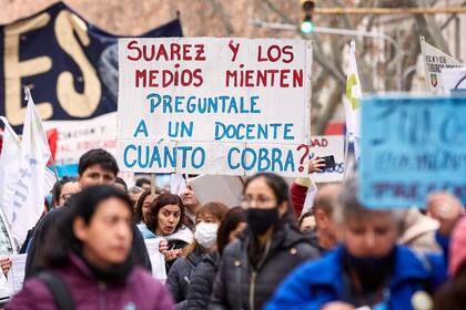 Marcha docente en Mendoza.