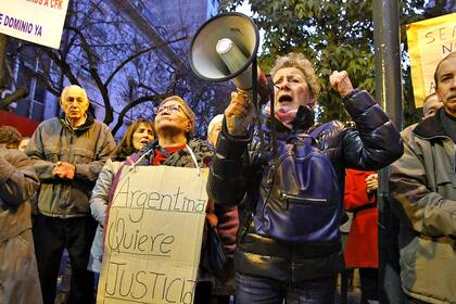 Postales de la protesta en el centro de la ciudad de Mendoza