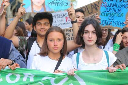 Nicole Becker y Mercedes Pombo, líderes de la organización Jóvenes por el Clima Argentina
