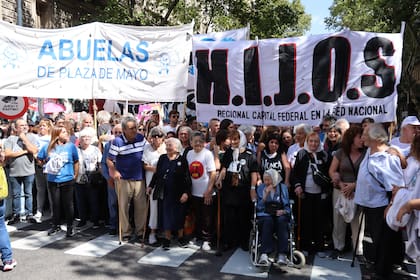 Marcha por la Memoria, Verdad y Justicia en Plaza de Mayo