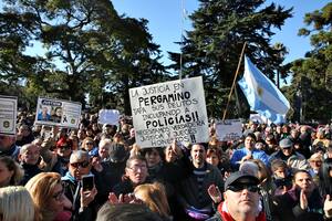 Policías marcharon para pedir Justicia tras los asesinatos de dos de sus colegas