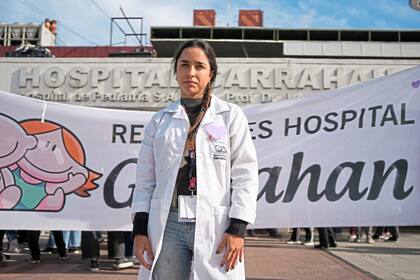 Marcia Calampuca, jefa de residentes del Garrahan, advierte que “hay argumentos que buscan desinformar” sobre los problemas que atraviesan los profesionales de la salud