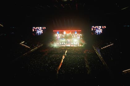 Marco Antonio Solís se presentó este jueves en el Movistar Arena; el lunes vuelve a hacerlo, en el marco de su tour Más cerca de tí