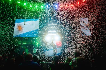 Marco Antonio Solís se presentó este jueves en el Movistar Arena; el lunes vuelve a hacerlo, en el marco de su tour Más cerca de tí