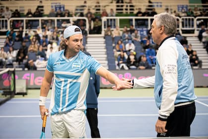 Marco Trungelliti hizo su debut en la Copa Davis, capitaneado por Javier Frana