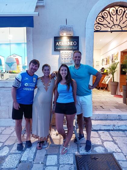 Marco y Celia crearon "Don Armando", un pedazo de Argentina en Hvar.