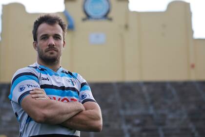 Marcos Borghi, el capitán de San Isidro Club, en la cancha de CASI, su máximo rival.