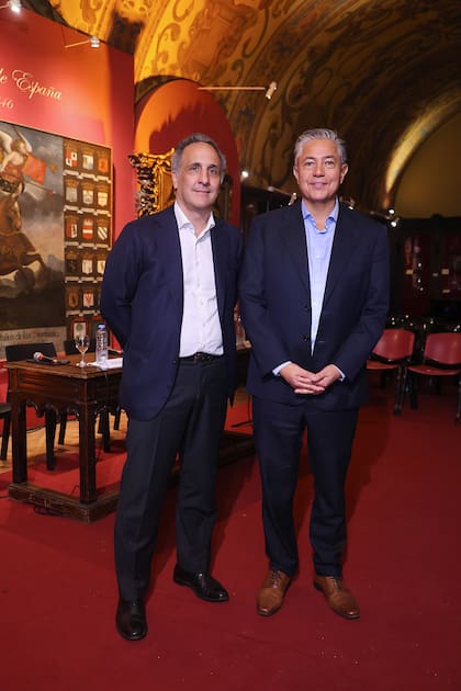 Marcos Bulgheroni junto al gobernador de Neuquén, Rolando Figueroa